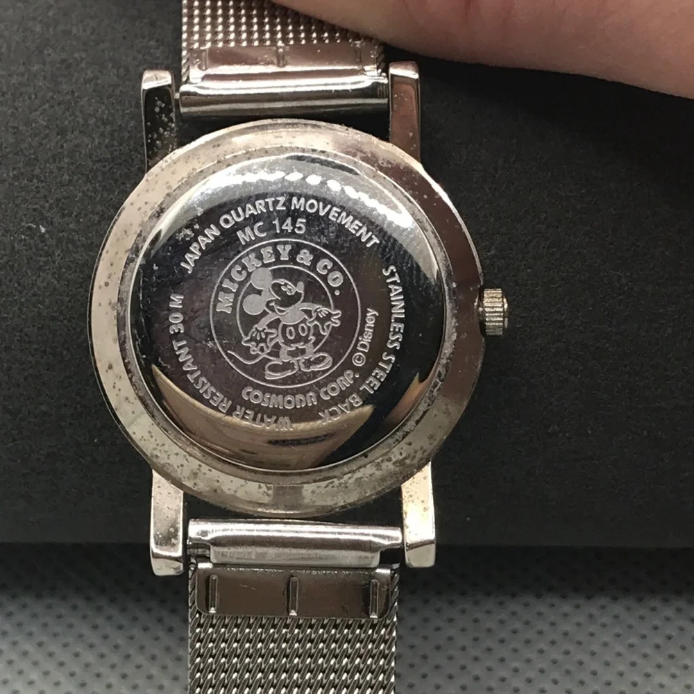 Mickey Silhouette watch‎